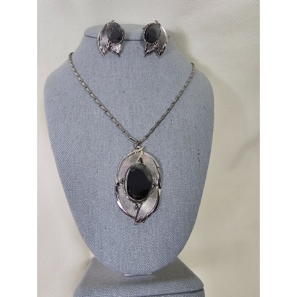 Park Lane Faux Onyx Cabochon Pendant Necklace and Earring Set, Vintage